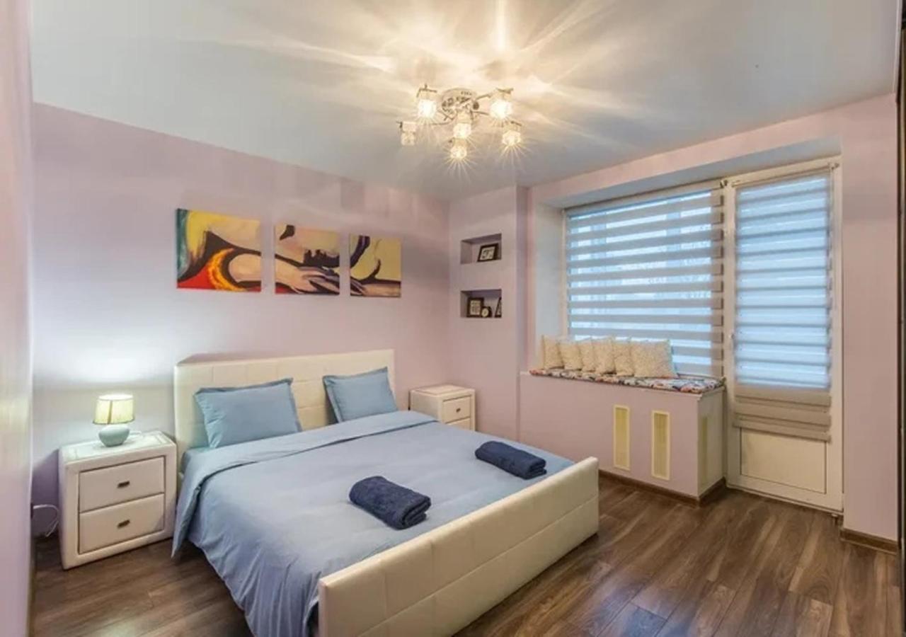 Apartments In The Center Of Minsk On Romanovskay Sloboda 10 Екстериор снимка